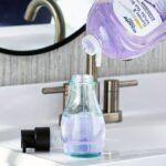 Equate Antibacterial Liquid Hand Soap, Berries & White Tea, 50 fl oz, Compare to Softsoap® Antibacterial Hand Soap White Tea & Berry Fusion Active Ingredient - Image 2